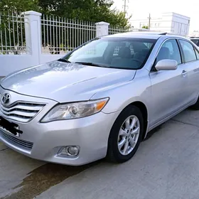 Toyota Camry 2011