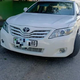 Toyota Camry 2010