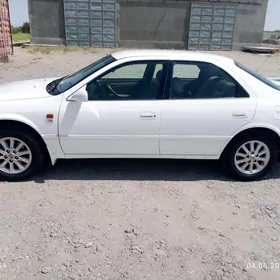 Toyota Camry 1998