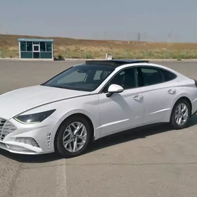 Hyundai Sonata 2021