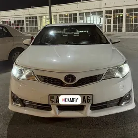 Toyota Camry 2012