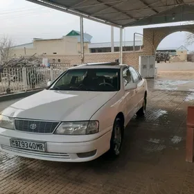 Toyota Avalon 1999