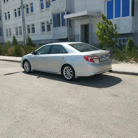 Toyota Camry 2013