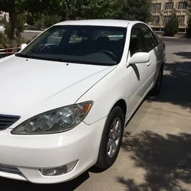 Toyota Camry 2004