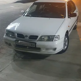 Nissan Primera 1997