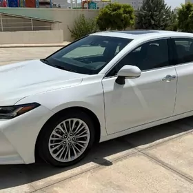 Toyota Avalon 2021