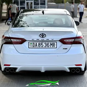 Toyota Camry 2019