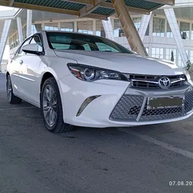 Toyota Camry 2016