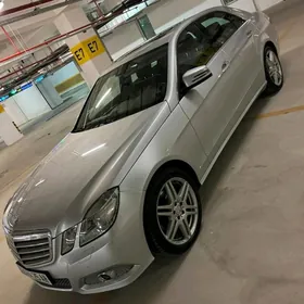 Mercedes-Benz E350 2010