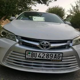 Toyota Camry 2017