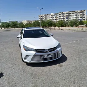 Toyota Camry 2016