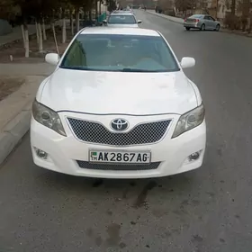 Toyota Camry 2010