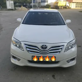 Toyota Camry 2011