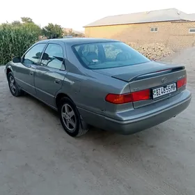 Toyota Camry 1999