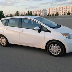 Nissan Versa 2013