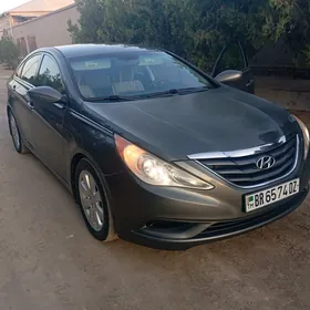 Hyundai Sonata 2011