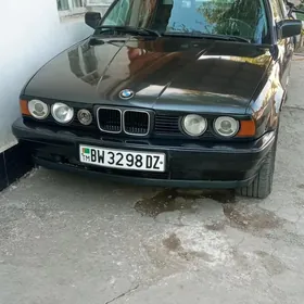 BMW 525 1990