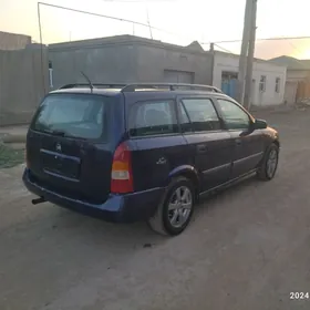 Opel Astra 2000