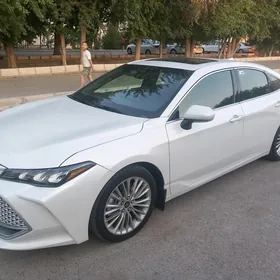 Toyota Avalon 2019