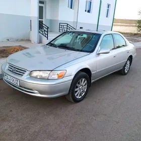 Toyota Camry 2000