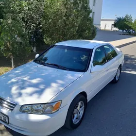 Toyota Camry 2000