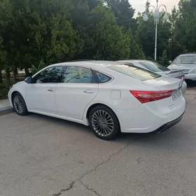 Toyota Avalon 2017