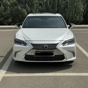 Lexus ES 350 2019