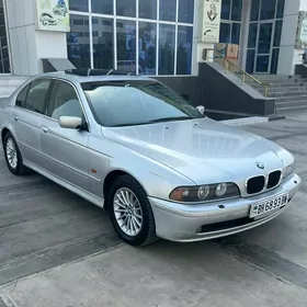 BMW E39 2003