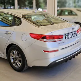 Kia Optima 2019