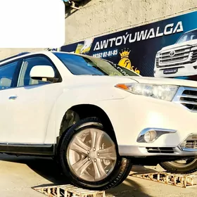 Toyota Highlander 2011