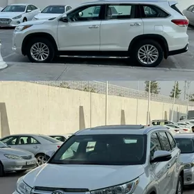 Toyota Highlander 2019