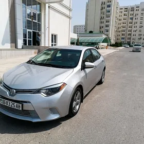 Toyota Corolla 2015