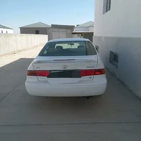 Toyota Camry 2000