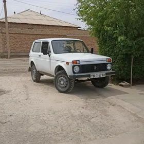 Lada Niva 1990