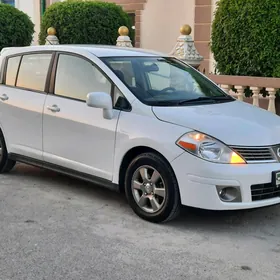 Nissan Versa 2010