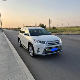 Toyota Highlander 2019