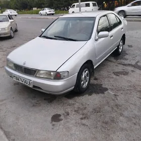 Nissan Sunny 1998