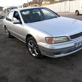 Nissan Maxima 1995