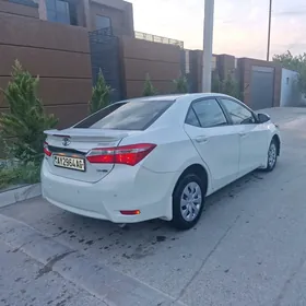 Toyota Corolla 2015