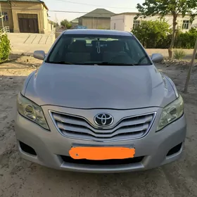 Toyota Camry 2010