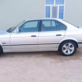 BMW 525 1992