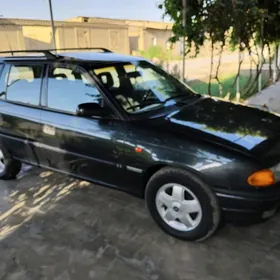 Opel Astra 1996