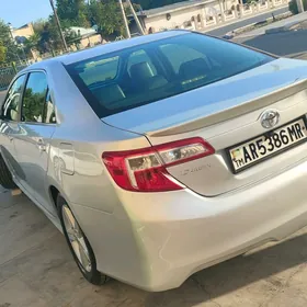 Toyota Camry 2013