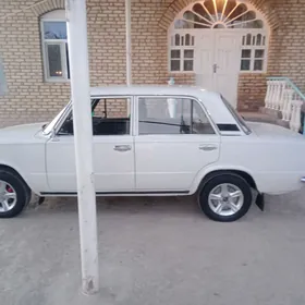 Lada 2104 1983