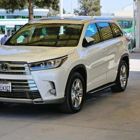 Toyota Highlander 2018