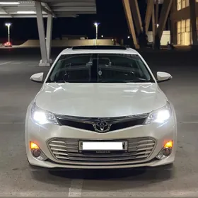 Toyota Avalon 2013