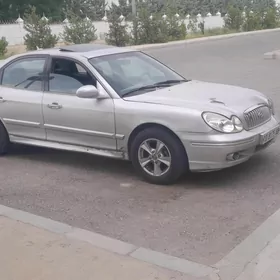 Hyundai Sonata 2002