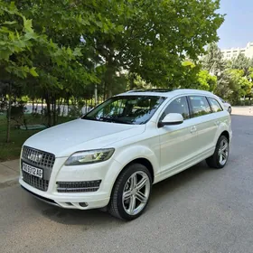 Audi Q7 2010