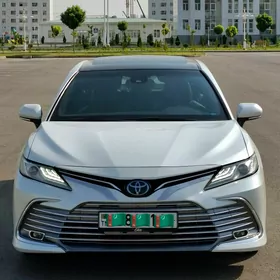 Toyota Camry 2018