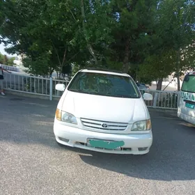 Toyota Sienna 2000